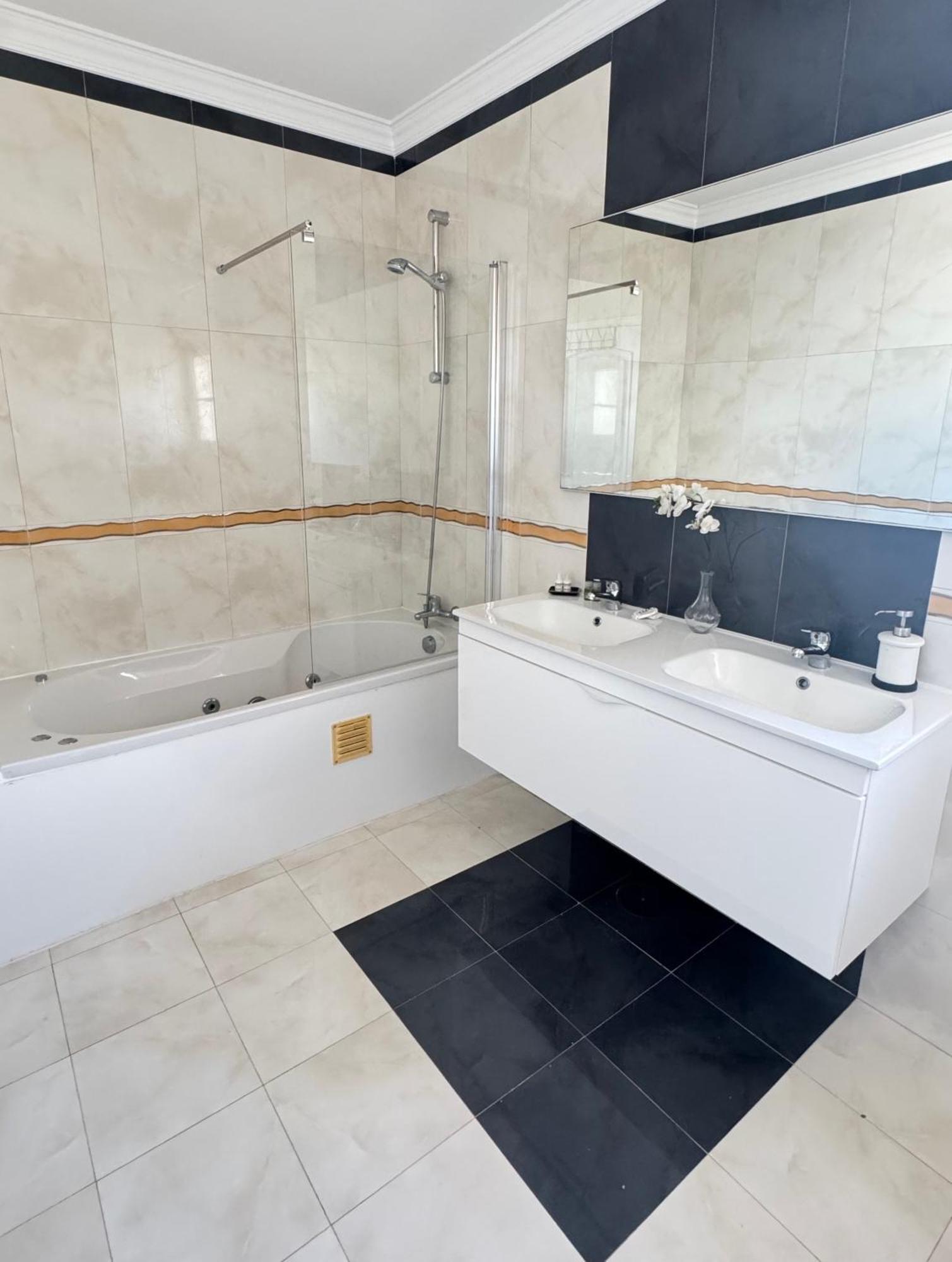 Villa Bonita Guesthouse Albufeira Old Town 외부 사진